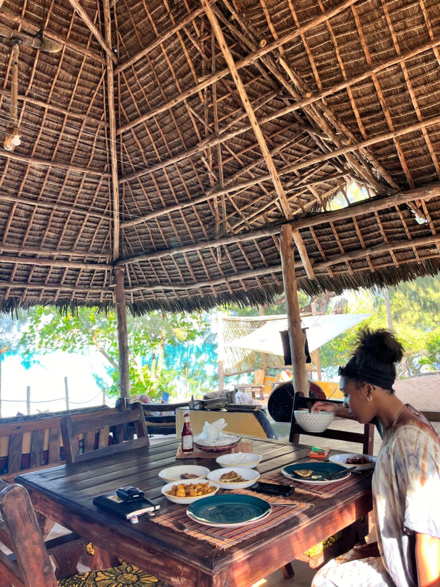 Sazani Beach Lodge And Tidal Lounge Nungwi Ngoại thất bức ảnh