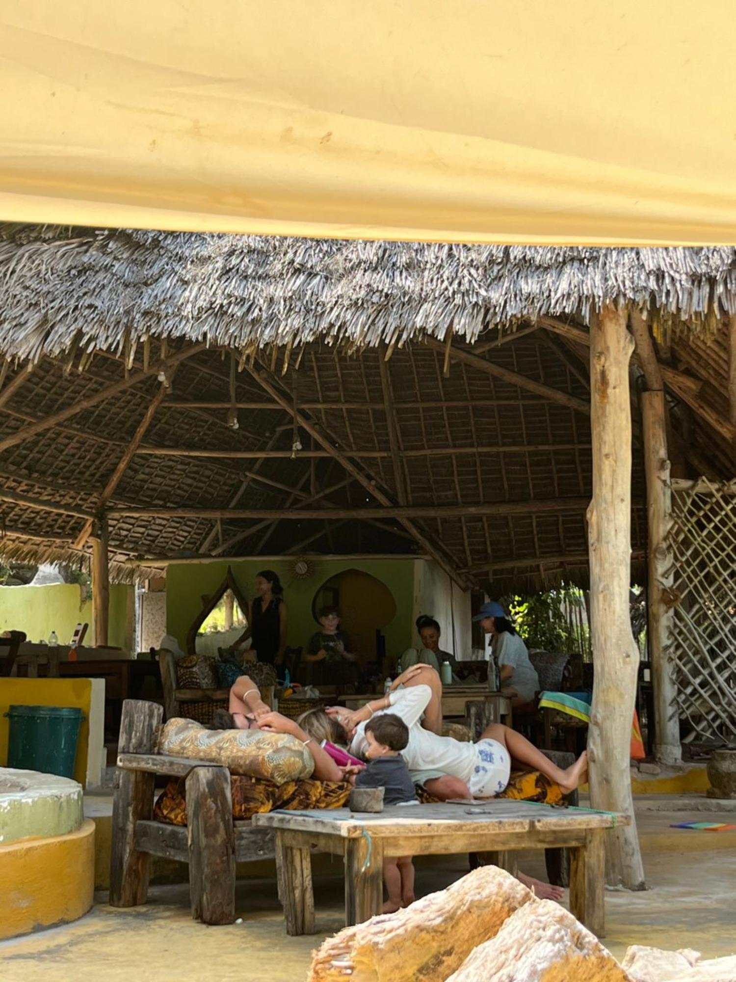 Sazani Beach Lodge And Tidal Lounge Nungwi Ngoại thất bức ảnh